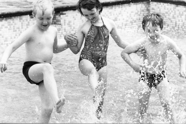 RETRO - Wigan youngsters enjoy fun and games during school holidays in 1982