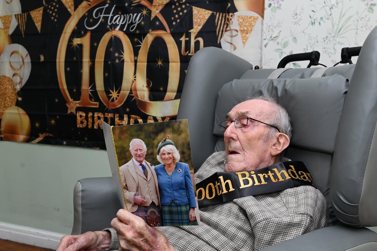 Wigan Great-great-grandfather Celebrates His 100th
