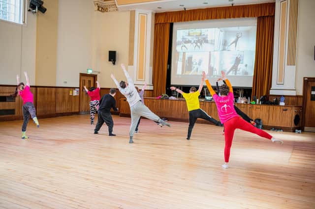 Dancers from four countries, brought together by LPM Dance, join a virtual session