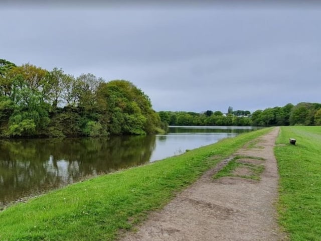 Worthington Lake is a great place to go for a walk all year round