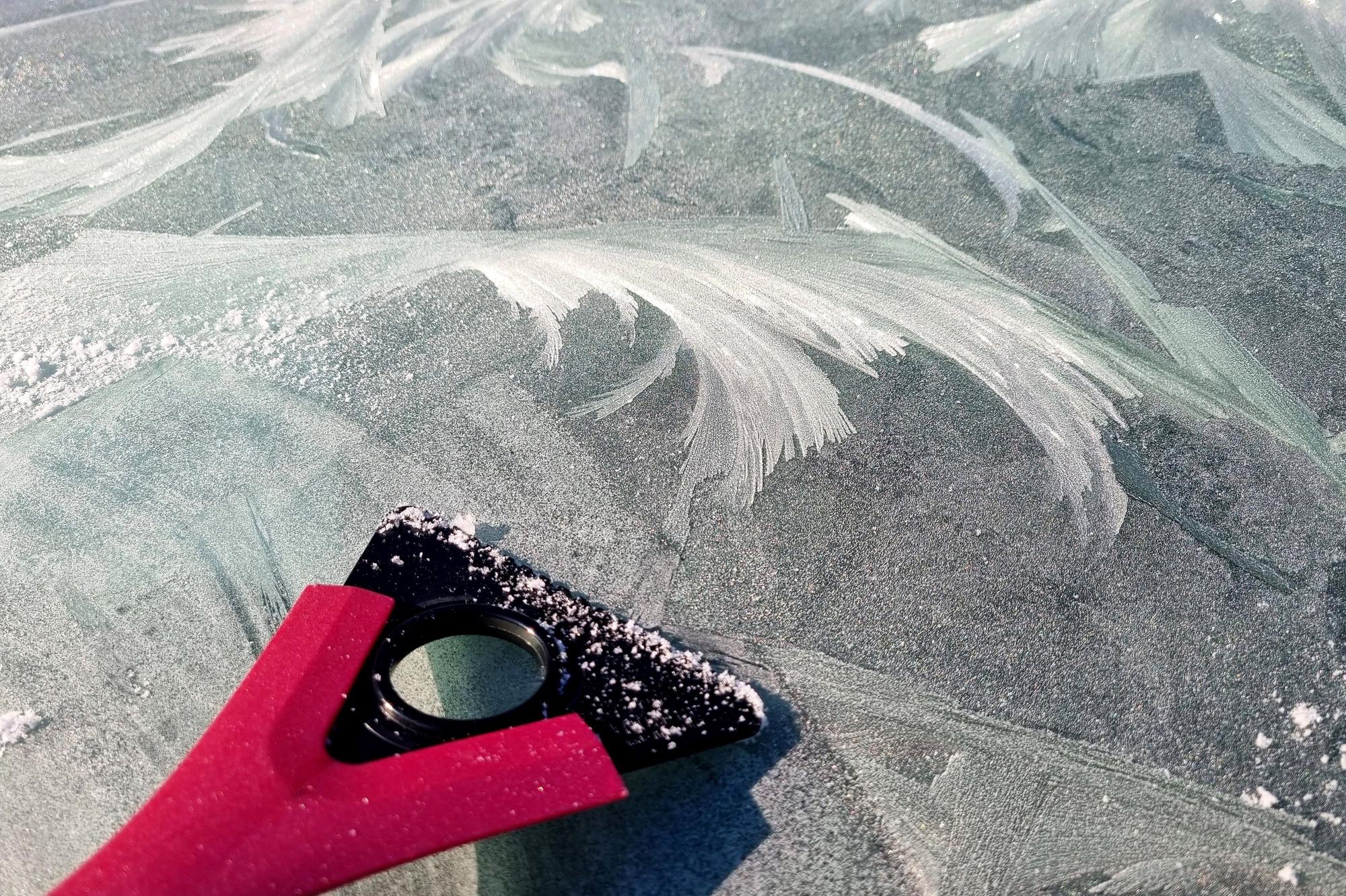 Watch the genius hack to prevent ice building up on car windscreen in freezing weather - using shaving foam