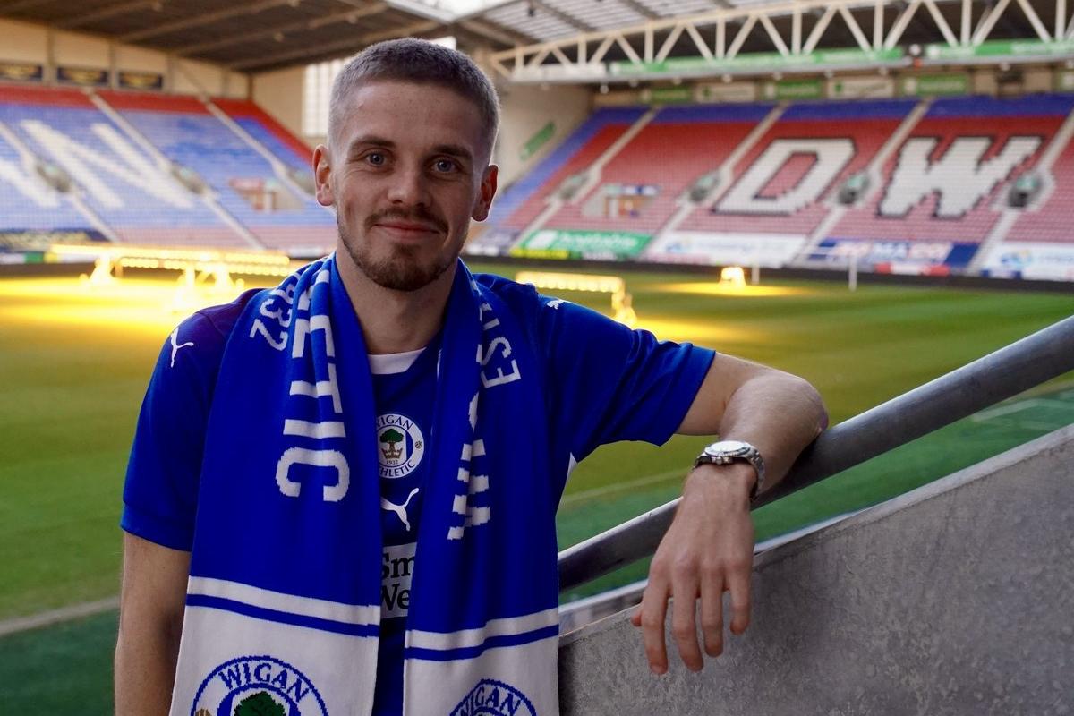 'Come in Wigan Athletic January signing No.6', as Ronan Darcy arrives ...