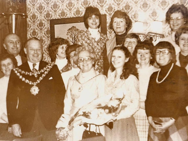 Debenhams employees with the Mayor.
