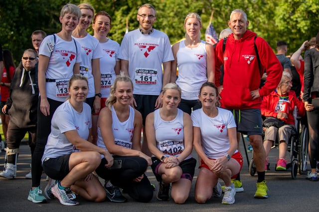 The 10th annual Wigan 10k, Mesnes Park Wigan. Pictured; Riley;s Runners - Jane Riley, Ali Campbell, Vicky Price, Kate Malik, Karen McArdle, Kelly Wild, Sean Fletcher, Sam Daly, Ian Campbell, Jane Green.
