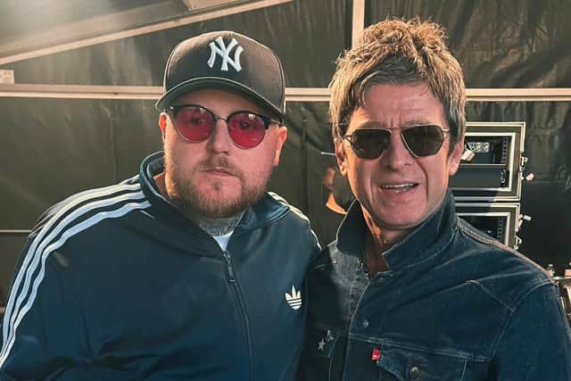 Thom Rylance of The Lottery Winners (left) with Noel Gallagher
