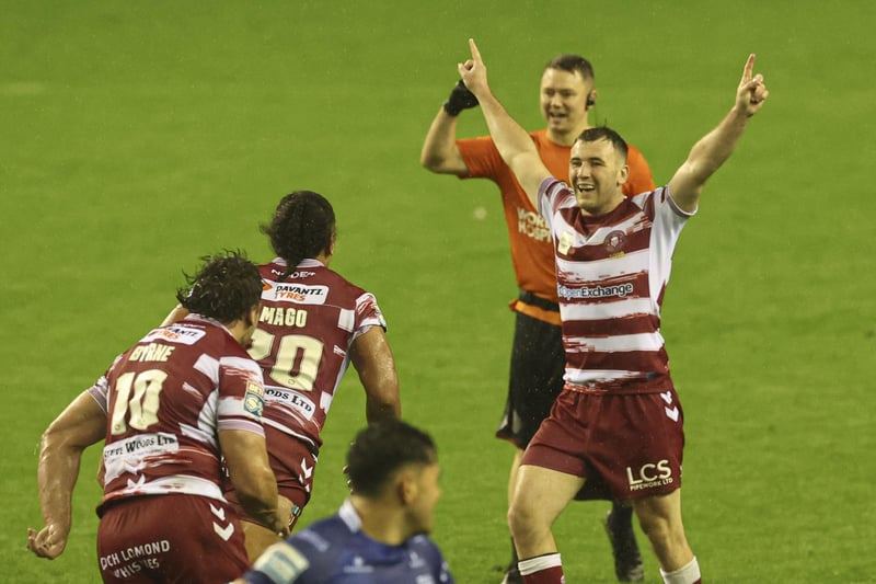 Harry Smith kicked the winning drop-goal against Hull FC.