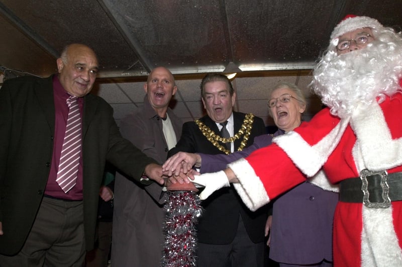 Switching on the lights in 2003  Billy Boston, Mike Gregory, Mayor and Mayoress Councillor Wilf and Mrs Agnes Brogan and Father Christmas