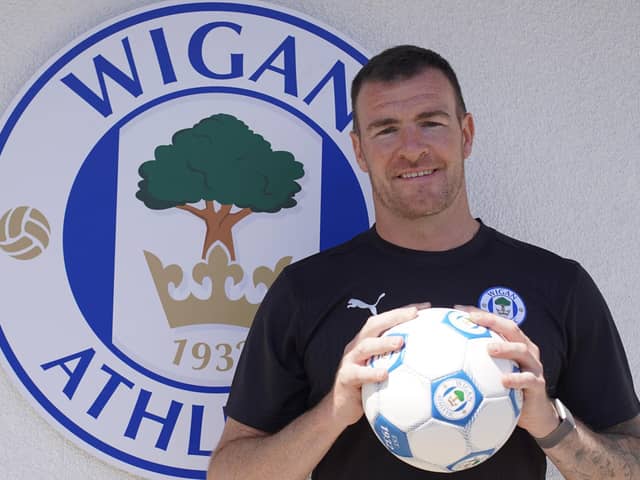 Andy Lonergan gets used to his new surroundings at Christopher Park