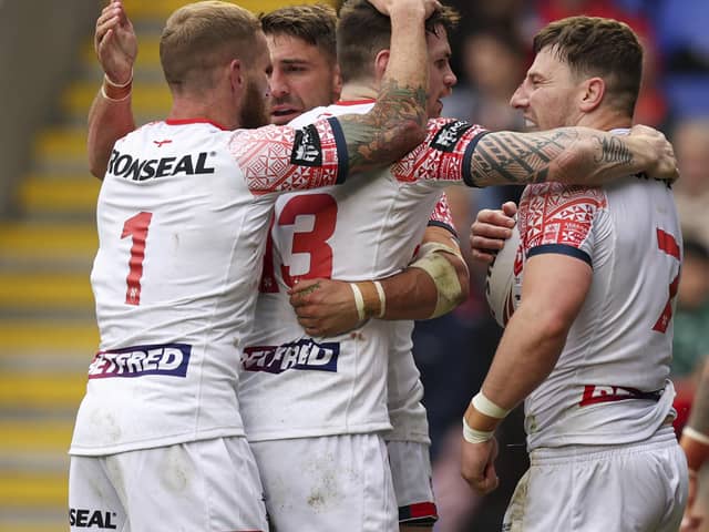 England celebrate George Williams' try