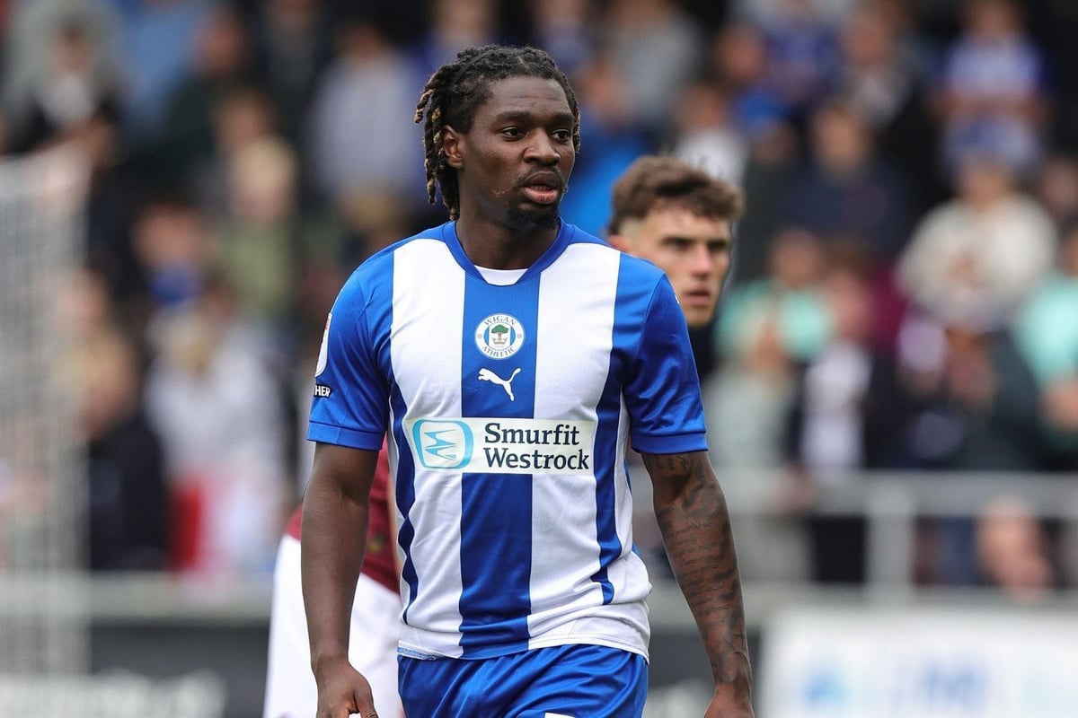 Wigan Athletic boss provides injury updates on midfield duo ahead of Exeter City trip