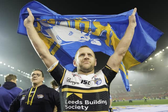 Saturday’s Challenge Cup Final between Warrington Wolves and Wigan Warriors will kick off at 3.07pm, as rugby league celebrates the life of Rob Burrow