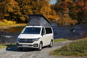 The California Beach features a manual pop-up roof and 17-inch alloy wheels as standard.