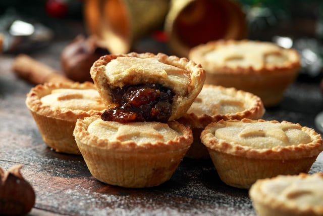 As with Christmas pudding, mince pies contains dried fruits such as raisins, sultanas and currents, all of which are particularly toxic for cats and dogs.