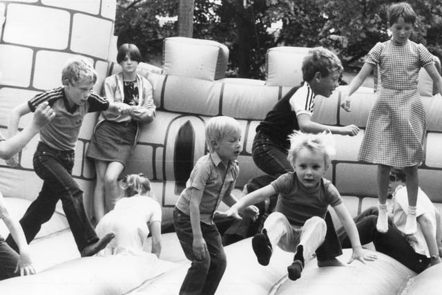 RETRO - Wigan youngsters enjoy fun and games during school holidays in 1980s