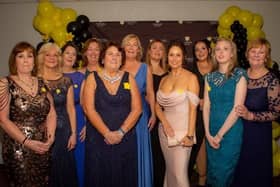 Daffodils Dreams' spring ball