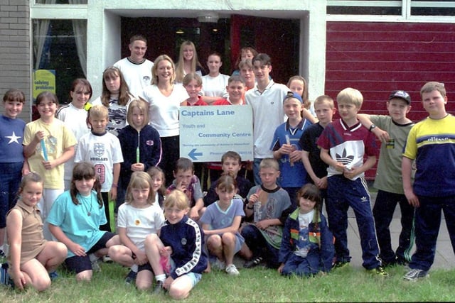 Captain's Lane youth club 1999