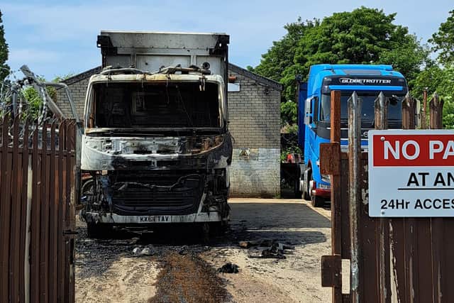 The burnt out lorry on Richmond Hill, Pemberton