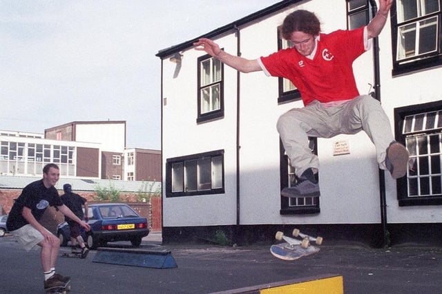 RETRO 1998 - The height of the skateboard craze in Wigan
