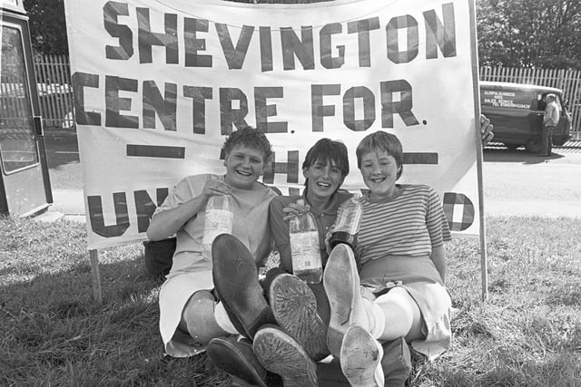 Retro 1986 - Walkers at Shevington Centre for the Unemployed cool off  in the shade