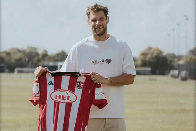Yanic Wildschut has teamed up with Gary Caldwell again at Exeter City