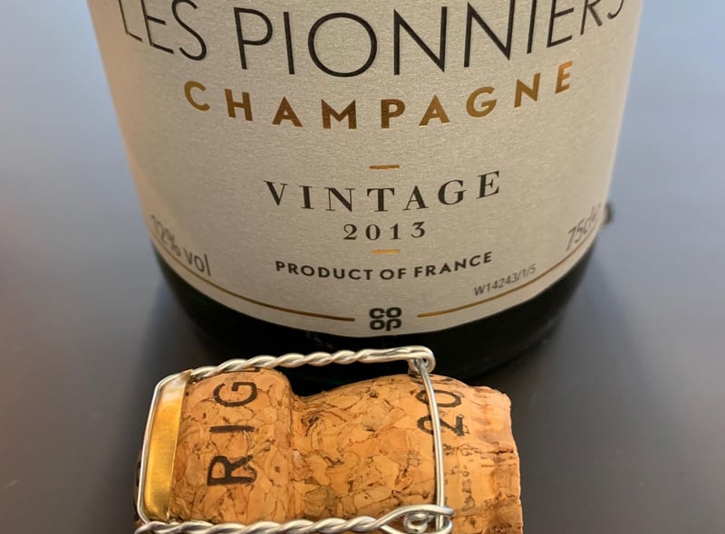 If mum loves champagne, then this is a soar-away treat. It oozes class (and so it should, as its made by a top champagne house exclusively for the Co-op). The aromas and flavours are delicious and complex with butter,  lemon, caramelised apples (imagine the crunchy bit on the edges of an apple crumble). Soft, giddy bubbles play in the glass, bringing an air of celebration to mum’s special day.
£27, from the Co-op.