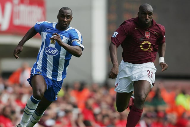 (L-R) Jason Roberts of Wigan Athletic and Sol Campbell of Arsenal during the Barclays Premiership match between Arsenal and Wigan Athletic at Highbury on May 7, 2006. The match was the last to be played at Highbury after 93 years