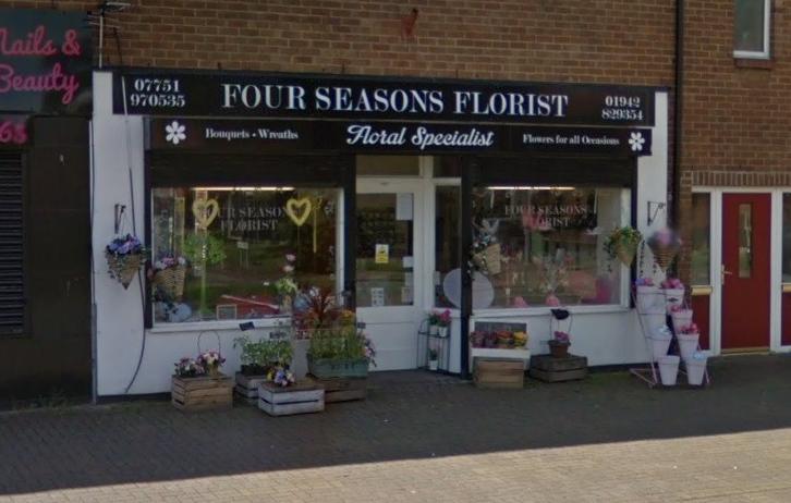 Four Seasons Florist on St Paul's Avenue, Goose Green, has a rating of 4.8 out of 5 from 23 Google reviews