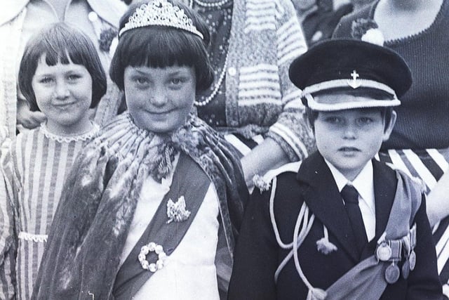 Retro 1977  - Pagefield Street Wigan celebrate the Queen's silver jubilee with a street party.