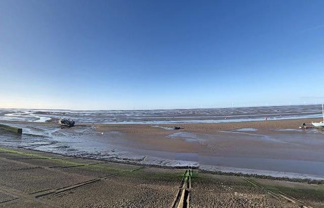Meols Beach,
Merseyside, CH47 6AW
Rated 4.5 on Google
Enjoy great views of Liverpool Bay on this quiet and dog friendly stretch.