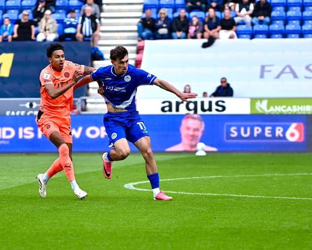Dara Costelloe and Latics struggled to lay a glove on Stockport
