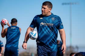 Matt Peet oversees Warriors training in Las Vegas