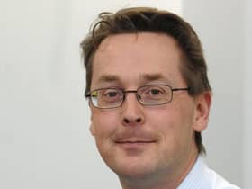 Dr Tim Dalton