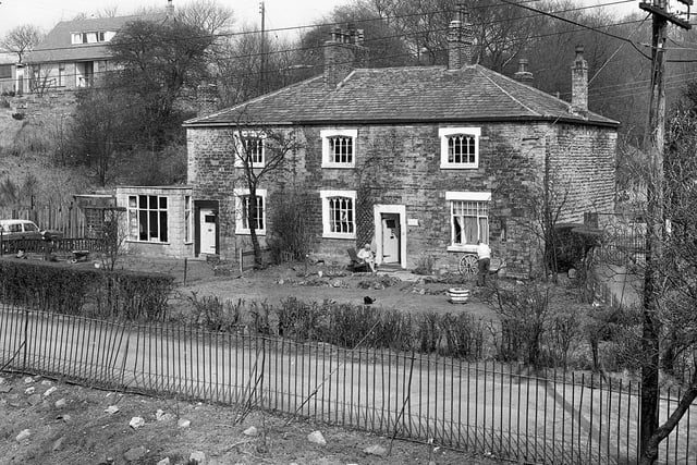 Brockmill Cottages at the bottom of Leyland Mill Lane in the early 1970s.