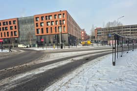 10am after a chaotic rush hour, lest play where's the gritter.