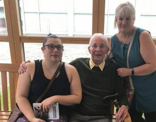 Sue Aspinall with her dad who died from asbestos disease in 2019.