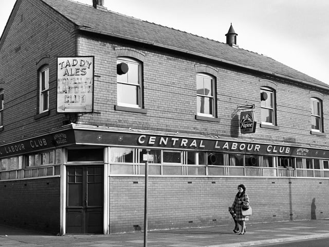 Central Labour Club at the junction of Powell Street and Hilton Street, Wigan, in November 1971. The building was later to become Riley's snooker club.