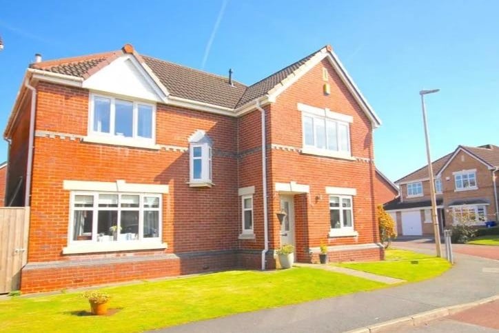 For sale with Open House Nationwide is this spacious 4 bed detached house in Storwood Close, Orrell