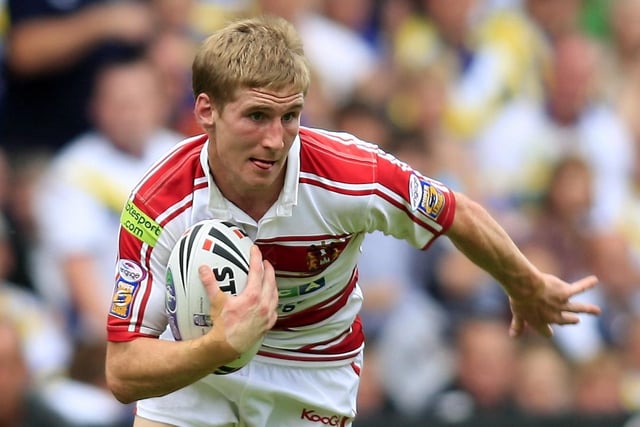 Sam Tomkins has announced he will retire at the end of the season.