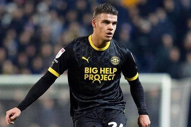Premier League defender makes unlikely return to Wigan Athletic to beat deadline
