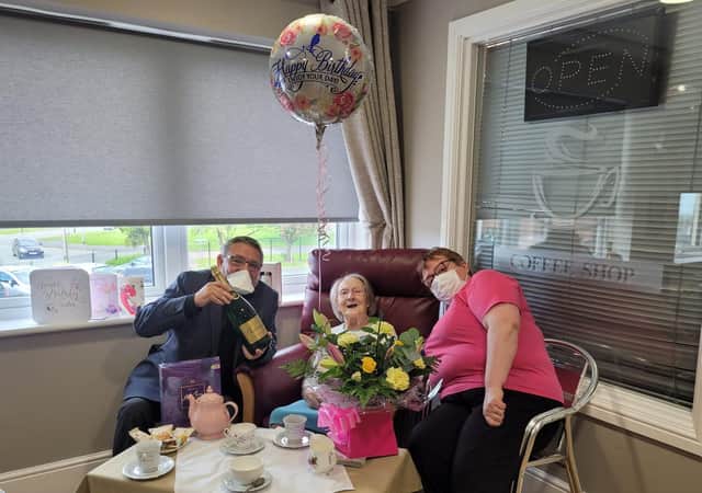 Dorothy celebrates her 101st birthday with Coun Chris Ready
