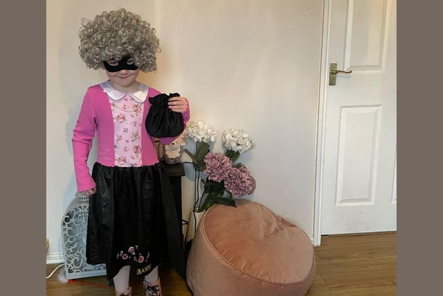 Maisie went into the mind of David Walliams and used his Gangsta Granny character as a costume idea.