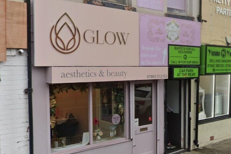GLOW Aesthetics & Beauty on Fleet Street, Pemberton has a 5 out of 5 rating from 33 Google reviews