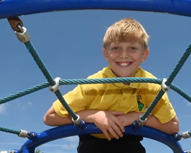 CLASS ACT - Castle Hill St Philip’s CE Primary School, Hindley.