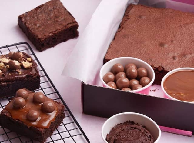 New Brownie Decorating Kit by The Hummingbird Bakery