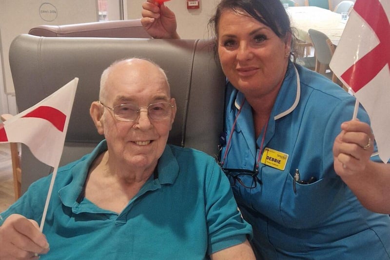 Patient and staff members on the Jean Heyes Reablement Unit