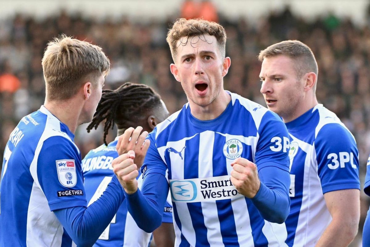 Wigan Athletic injury update as gaffer picks out 'excellent' trio for praise after strong returns
