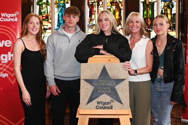 Keely Hodgkinson, centre, pictured with proud family members.