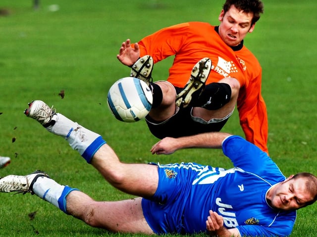 Action from Marus Bridge v Wigan Panthers in the Houghton Cup 2nd round on Sunday 9th of October 2005. Wigan Panthers won 3-1.