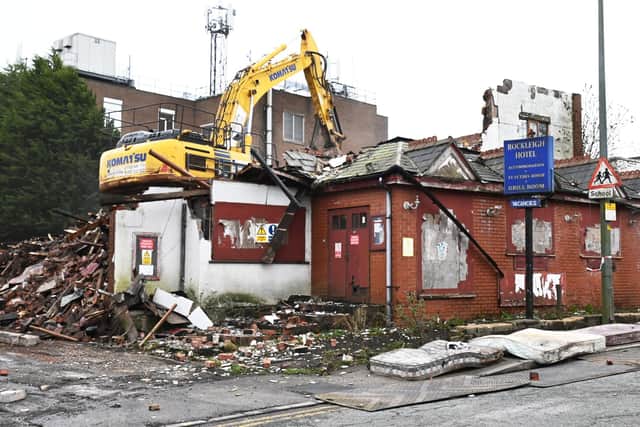 Heavy plant making light work of the former Rockleigh Hotel