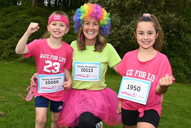 Teacher Laura Murphy who is fighting cancer, pictured with some of her pupils who form The Speedy Murphettes.